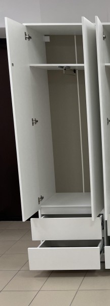Шкаф 2-ств. с 2 ящиками и вешалкой "Бьянко" в Камышлове - kamyshlov.mebel24.online | фото 2